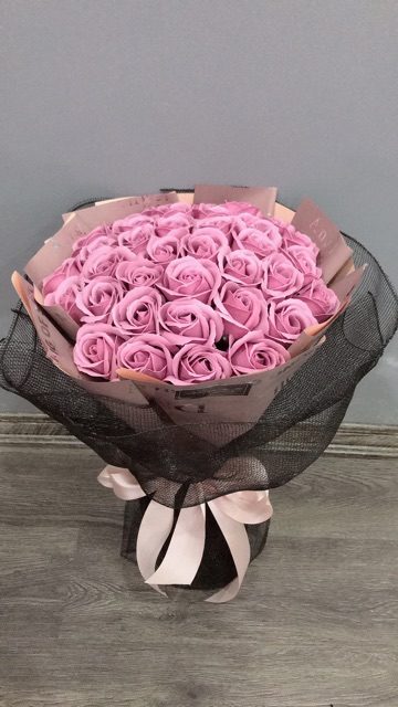 Bó hoa sáp 30 bông màu nude cực sang chảnh