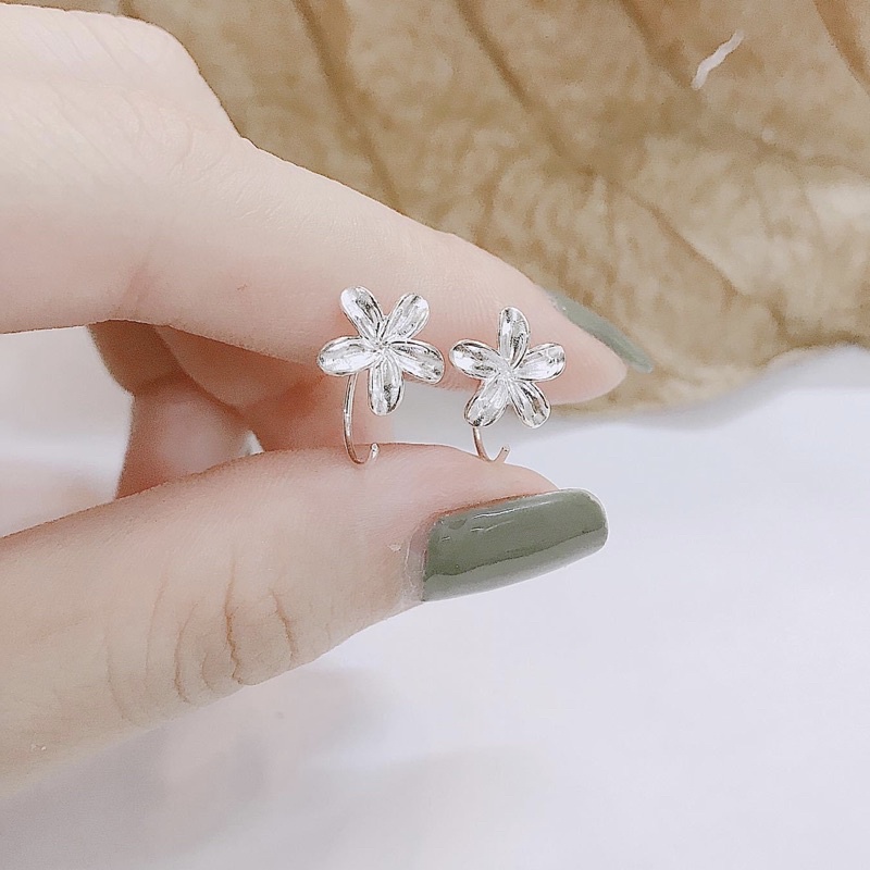 Bông tai nữ Bạc ta dáng móc , sáng bóng , giá rẻ - Vàng Bạc Khải Khải