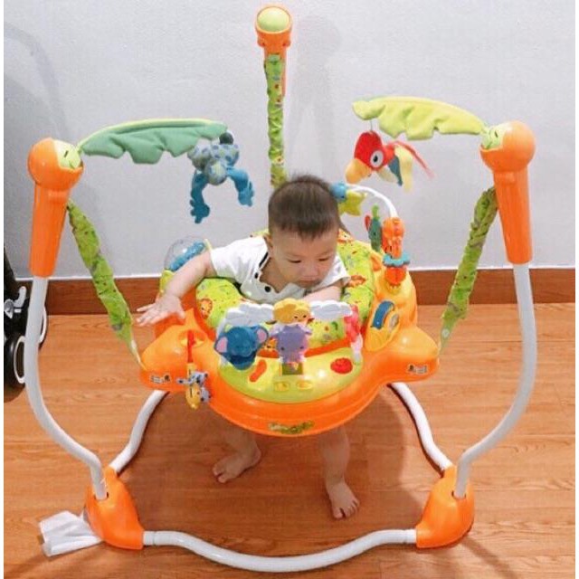 Ghế nhún nhảy tập đứng dành cho trẻ em có đèn, nhạc và thanh đồ chơi Konig Kids - 63569