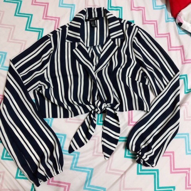 Áo croptop cột vạt F21 vnxk
