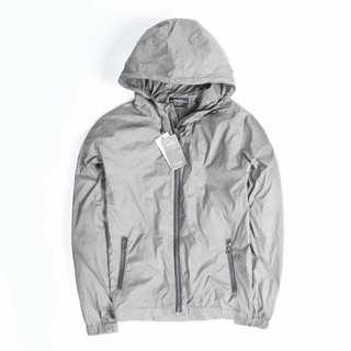 Áo khoác dù Pull and Bear