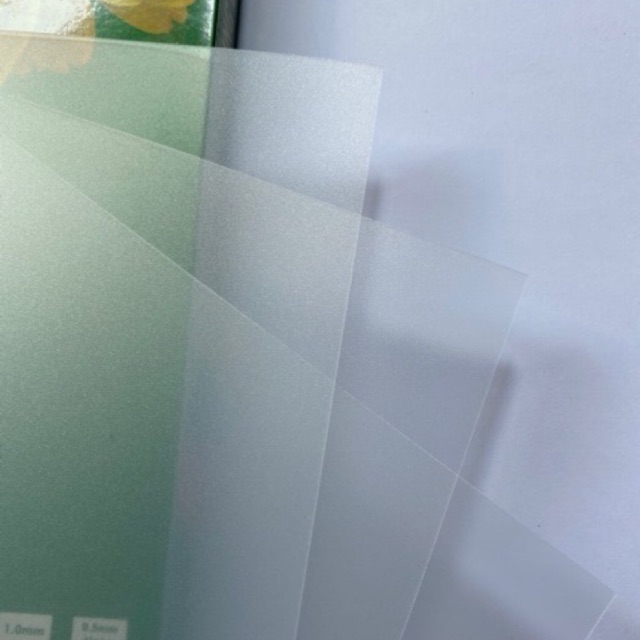 Bìa kiếng sần mờ 0,4mm dùng đóng sách A4 Plastic cover Pgrand