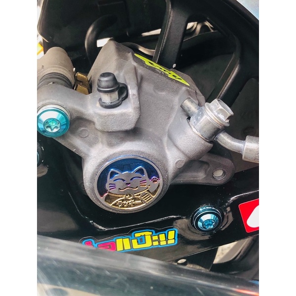 Tem titan mèo thần tài (có sẵn keo 3M) đường kính 2cm 3cm 4cm 6cm