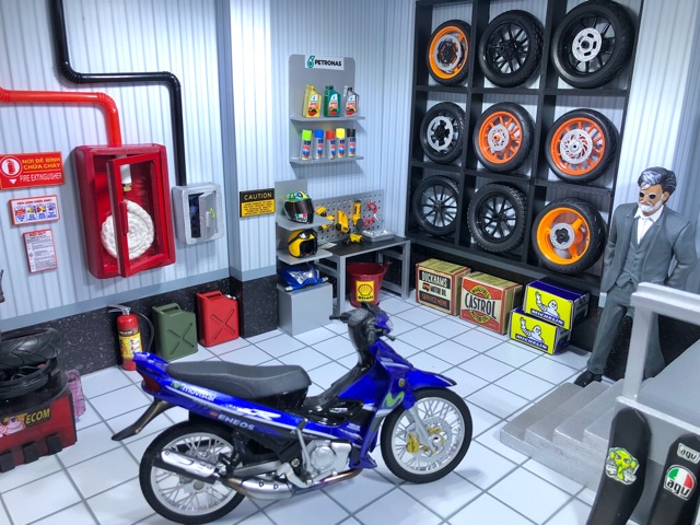 Mô hình bàn đồ nghề 1/12 - 1/18