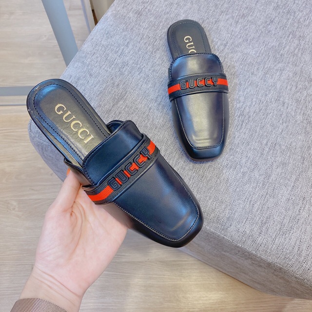 Sục Gucci hot hitt