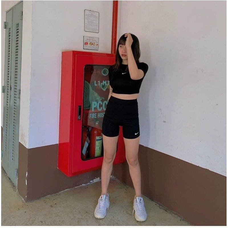 Quần Ngố Legging Kèm Áo Thun Phẩy Lai Đi Tập, Đi Chơi Sang Chảnh Mùa Hè Đẹp