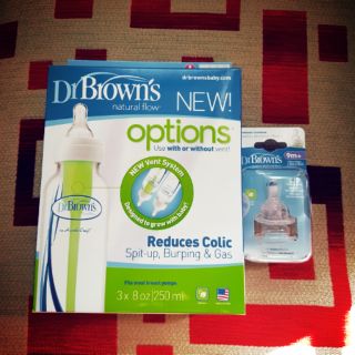 Combo bibhf Dr brown 250ml và ti thay số 3