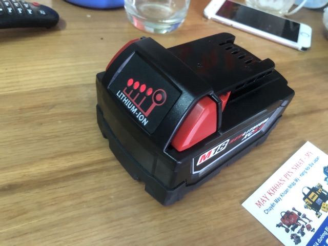 Pin đóng milwaukee m18