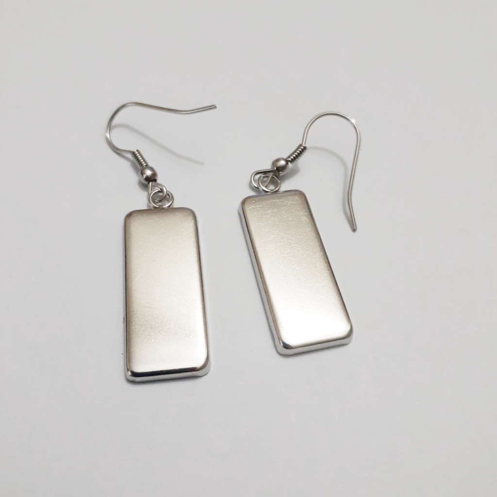 01 đôi bông tai tòn ten inox hình chữ nhật 10x25mm có thể dùng để khắc tên tạo phong cách độc, đẹp, lạ cho người đeo
