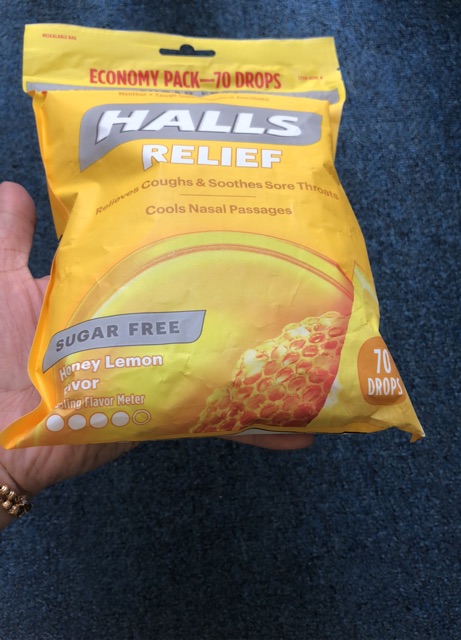 Kẹo ngậm Halls Sugar Free 70 viên của Mỹ