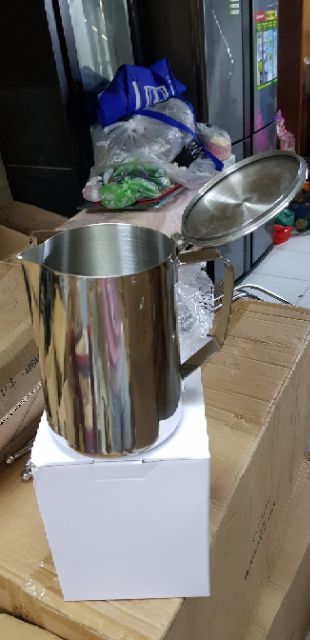 Ca đánh sữa inox 304 có nắp 2 lít.