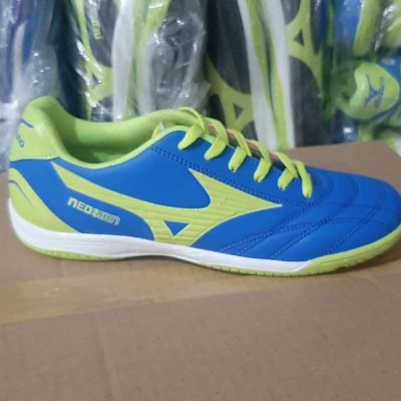 Giày Thể Thao Mizuno Futsal Hàng Nhập Khẩu Chất Lượng Cao Cho Nam Nữ