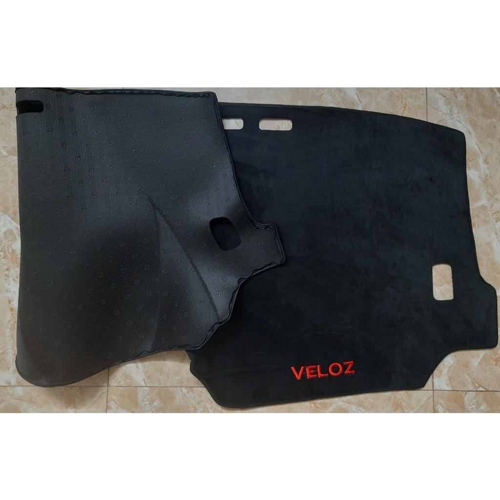 Thảm taplo veloz cross bằng nhung 3 lớp hoặc Da Cacbon