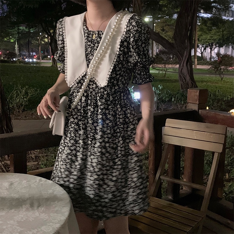 Đầm hoa nhí phối cổ viển ren phong cách tiểu thư cổ điển