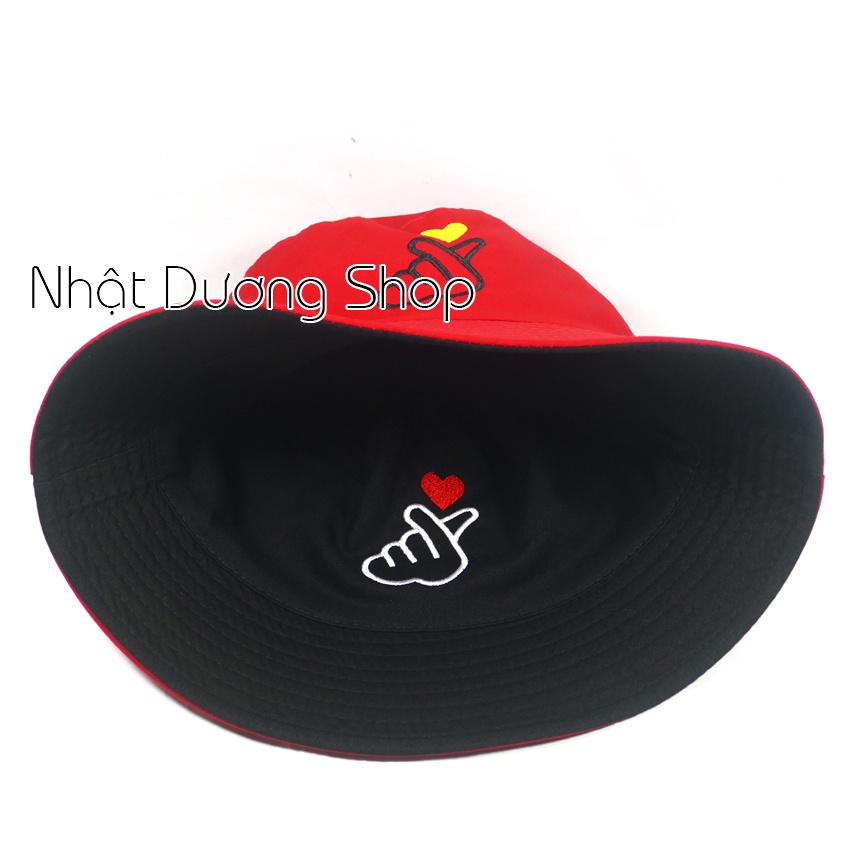 Nón bucket 2 mặt thêu hình bắn tim sành điệu - Chất liệu Cotton cao cấp tạo nên sự thoáng mát