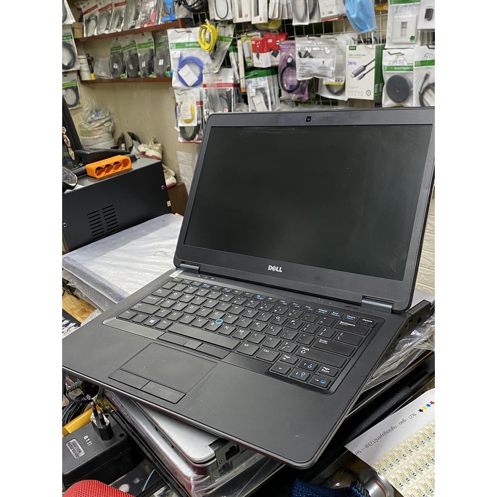Laptop Dell Latitude E7440 (Core i5-4300U,  RAM 8GB, DDR3, SSD 256GB, giá Sinh viên - Gọn nhẹ - Làm việc mượt