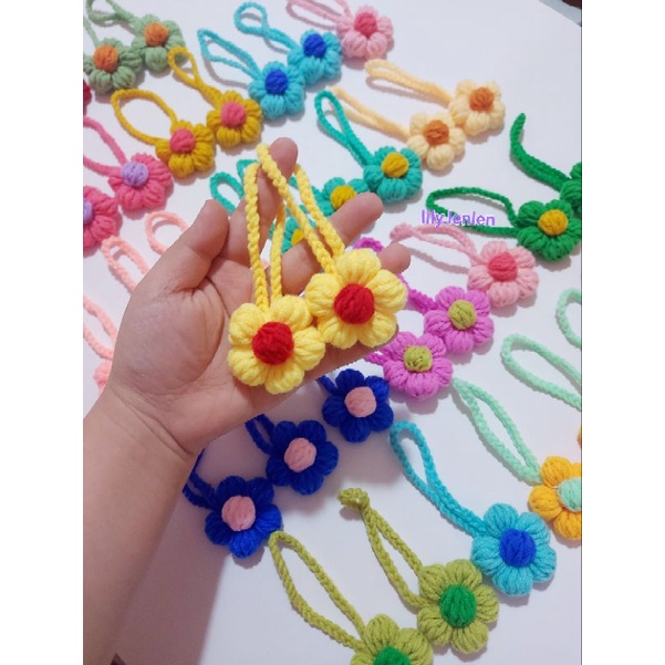 Dây hoa móc khóa treo túi xách bằng len
