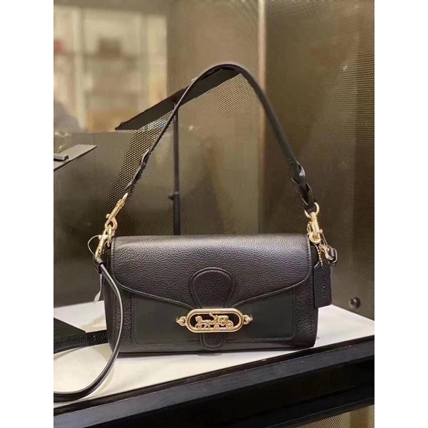Túi đeo chéo nữ coach