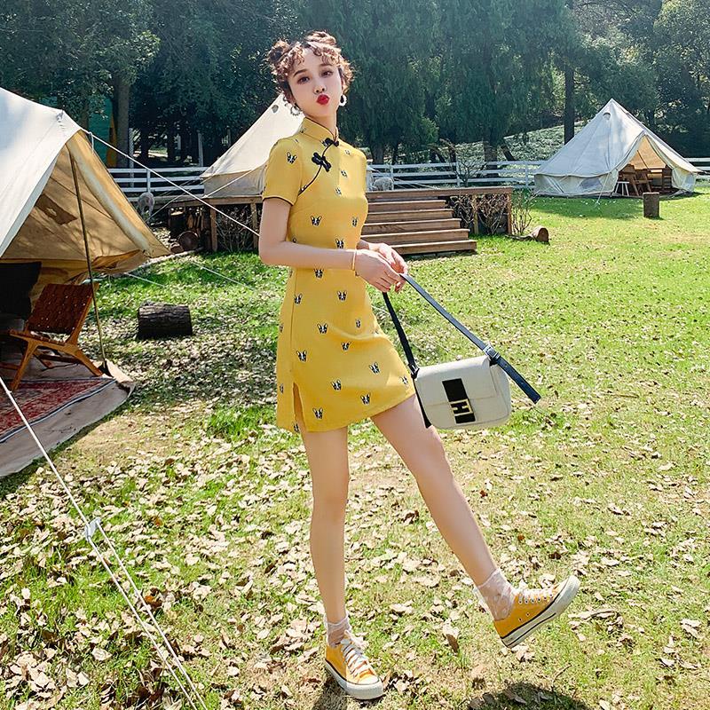 New improved version of cheongsam yellow dress small slim fit retro stand collar young girl daily new short summer