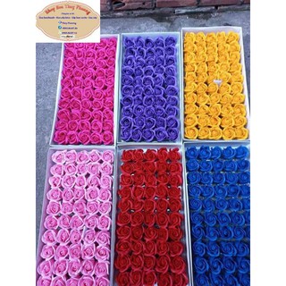 1 hộp hoa sáp