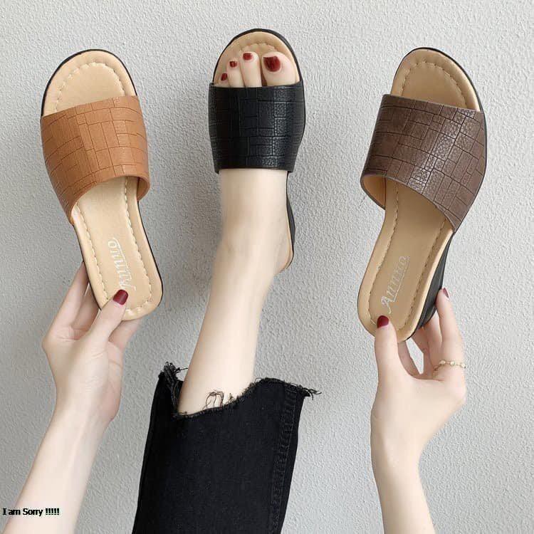 Dép nữ trung niên chất liệu da mềm êm chân đủ size 36-41 3 màu - Vincent Shop