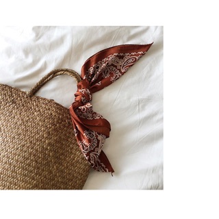 Khăn bandana lụa. (Size 70x70)