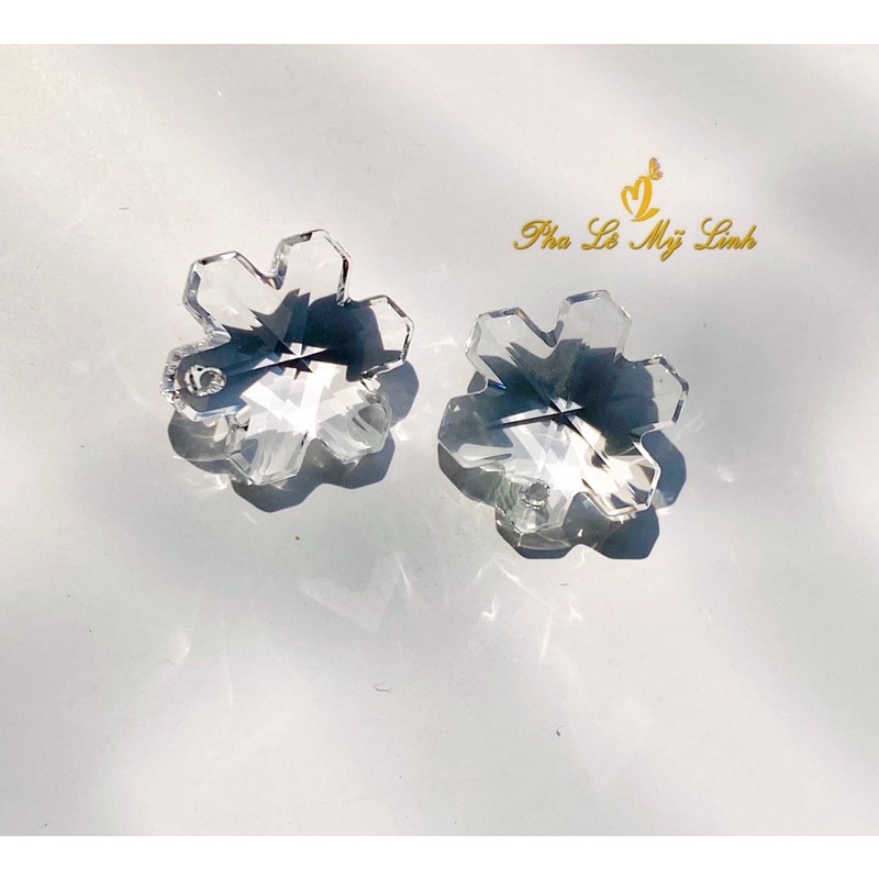 Mặt dây pha lê Swarovski hoa tuyết