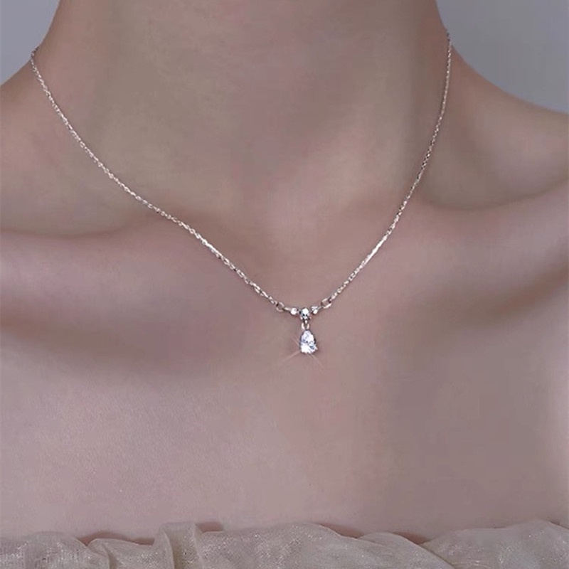 Vòng cổ Đính Đá Hình Giọt Nước Phong Cách Hàn Quốc Cao Cấp