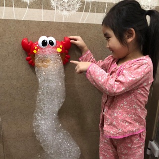 Cua tạo bong bóng