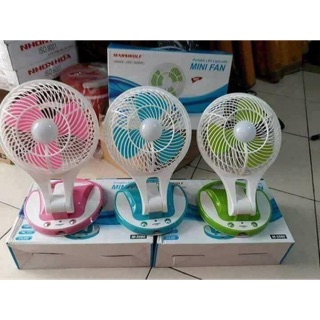 Quạt tích điện mini pan