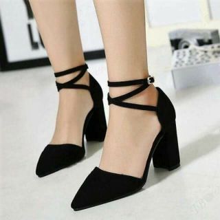 Giày cao gót nữ buộc dây