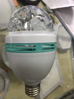 Đèn xoay led vũ trường 7 màu