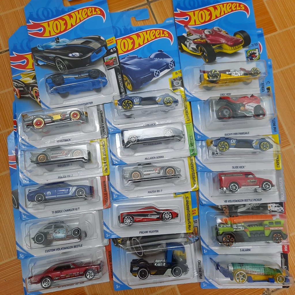 Bộ 5 xe hot wheels mô hình đồ chơi trẻ em tỉ lệ 1:64 ( giao ngẫu nhiên xe)