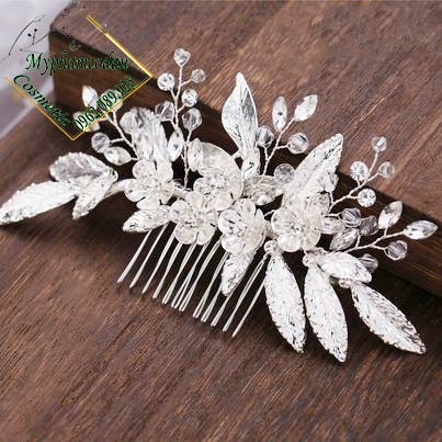 Cài Tóc Cô Dâu Và Các Mẹ