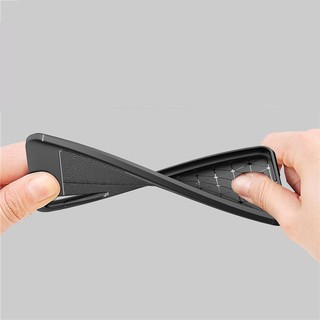 Ốp lưng sần Galaxy A7 2018 Silicon AUTO FOCUS