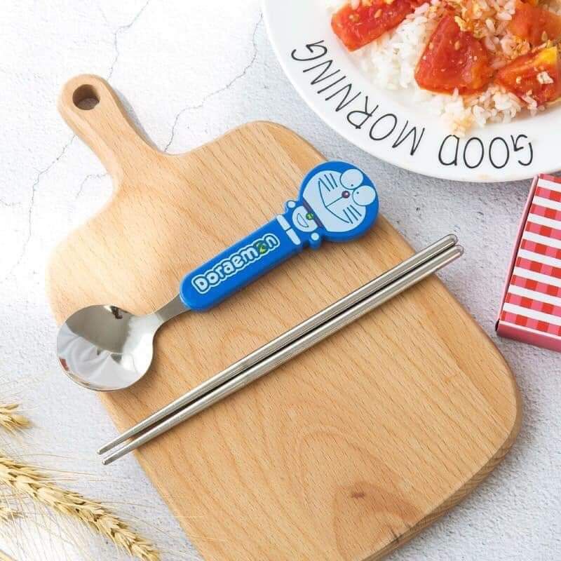 Bộ thìa đũa inox không rỉ thiết kế tinh xảo,đẹp mắt đáng yêu cho bé