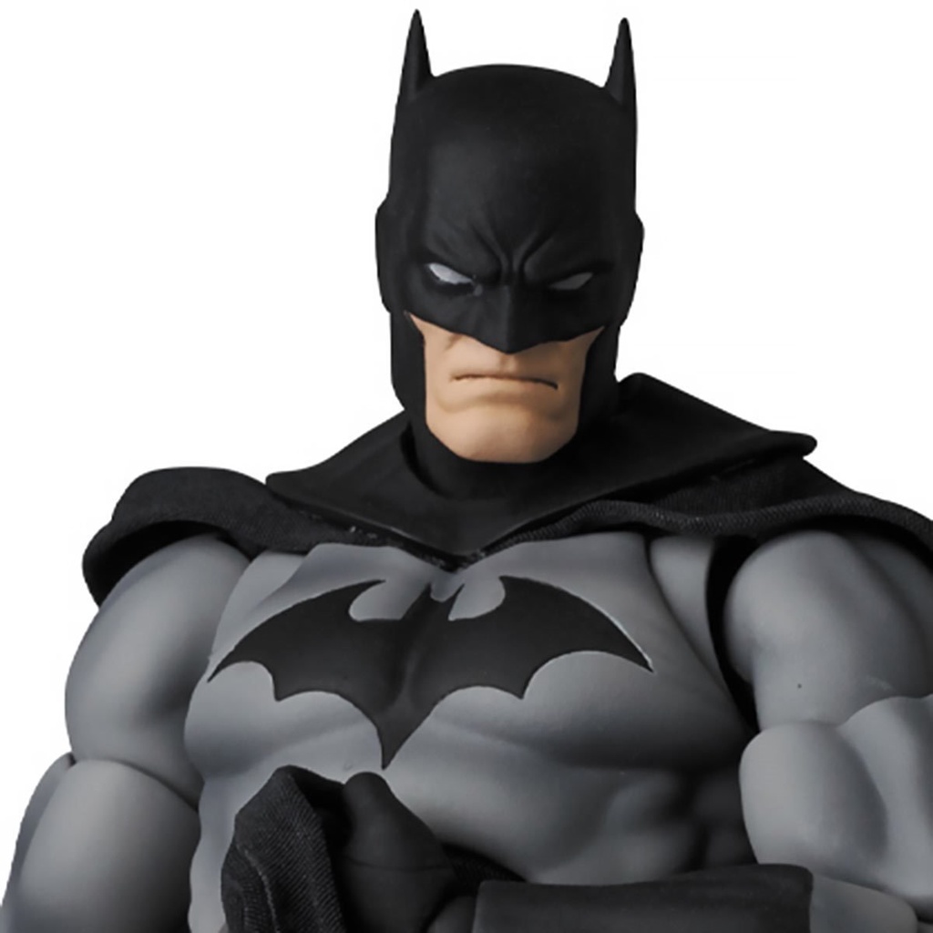 CHÍNH HÃNG Mô Hình Người Dơi Batman Hush Black Version Mafex Full Box