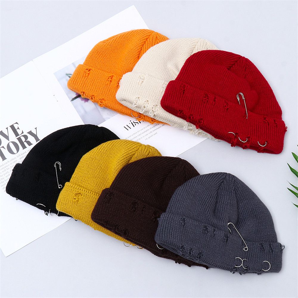 Mũ beanie dệt kim đính vòng kim loại giữ ấm mùa đông phong cách Harajuku thời trang cho nam và nữ 2021