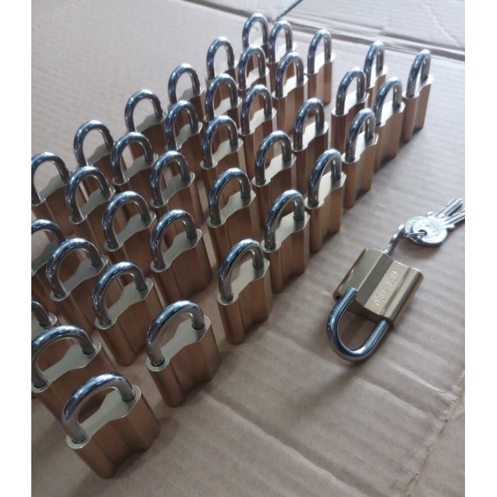 Set 40 ổ khoá việt tiệp dùng chung 1 chìa chủ ( loại 4 phân , khoá giữ chìa , có 15 chìa sơ cua )