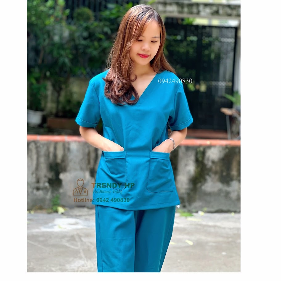Bộ scrubs bác sĩ, bộ đồng phục cổ tim kỹ thuật viên Cotton Cao Cấp màu Xanh Cổ Vịt cho thẩm mỹ viện, spa, phòng khám