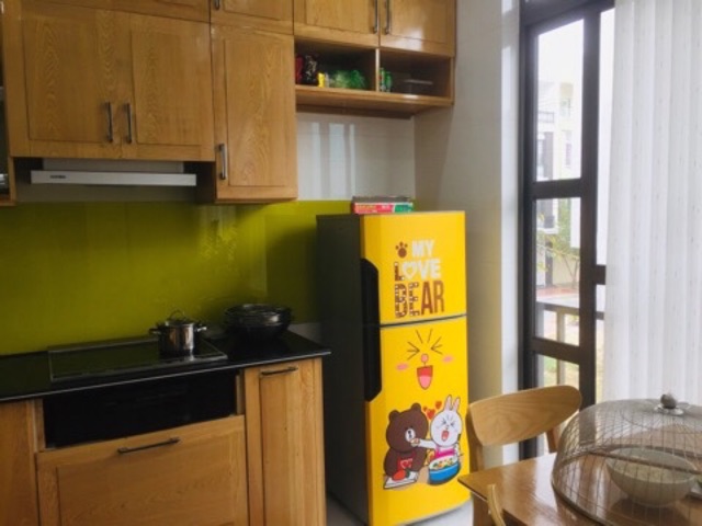 Tranh  dán tủ lạnh-máy lạnh - máy giặt Gấu brown siêu cute HUE DECOR chống nước, màu sắc trẻ trung, làm mới không gian | BigBuy360 - bigbuy360.vn