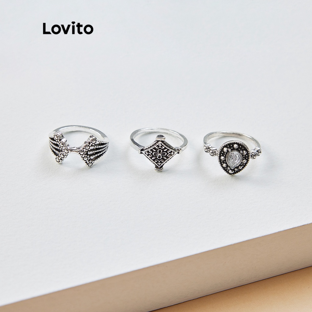 Nhẫn Lovito trang trí đá nhân tạo thời trang đi tiệc L17M442 (Màu bạc)