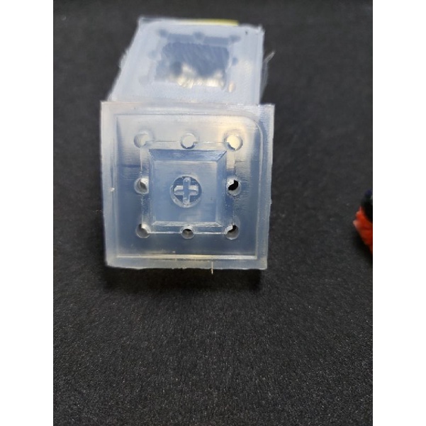 Khuôn keycap silicone  bò bull v2 trong suốt (bản chân steam chuẩn)