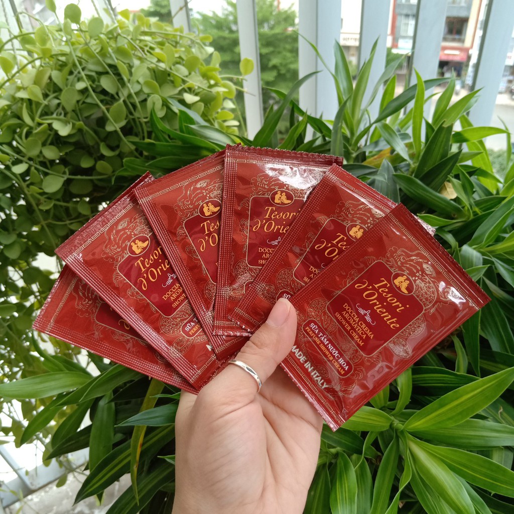 Combo 12 Gói Sữa Tắm Nước Hoa Tesori d’Oriente Sữa Tắm Dưỡng Da Italy Gói 6ml