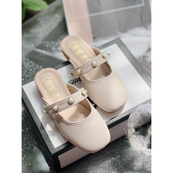 Dép sục cho bé gái-sục dây tán ngọc cho bé gái, đế chống trơn trượt ( phom nhỏ)