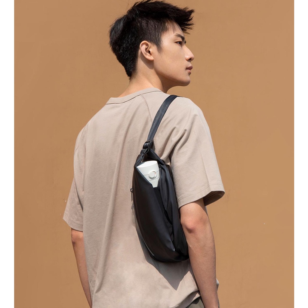 [2021] Túi Đeo Chéo Xiaomi Chest Bag M1100214 Đa Năng Chống Thấm Nước CHÍNH HÃNG