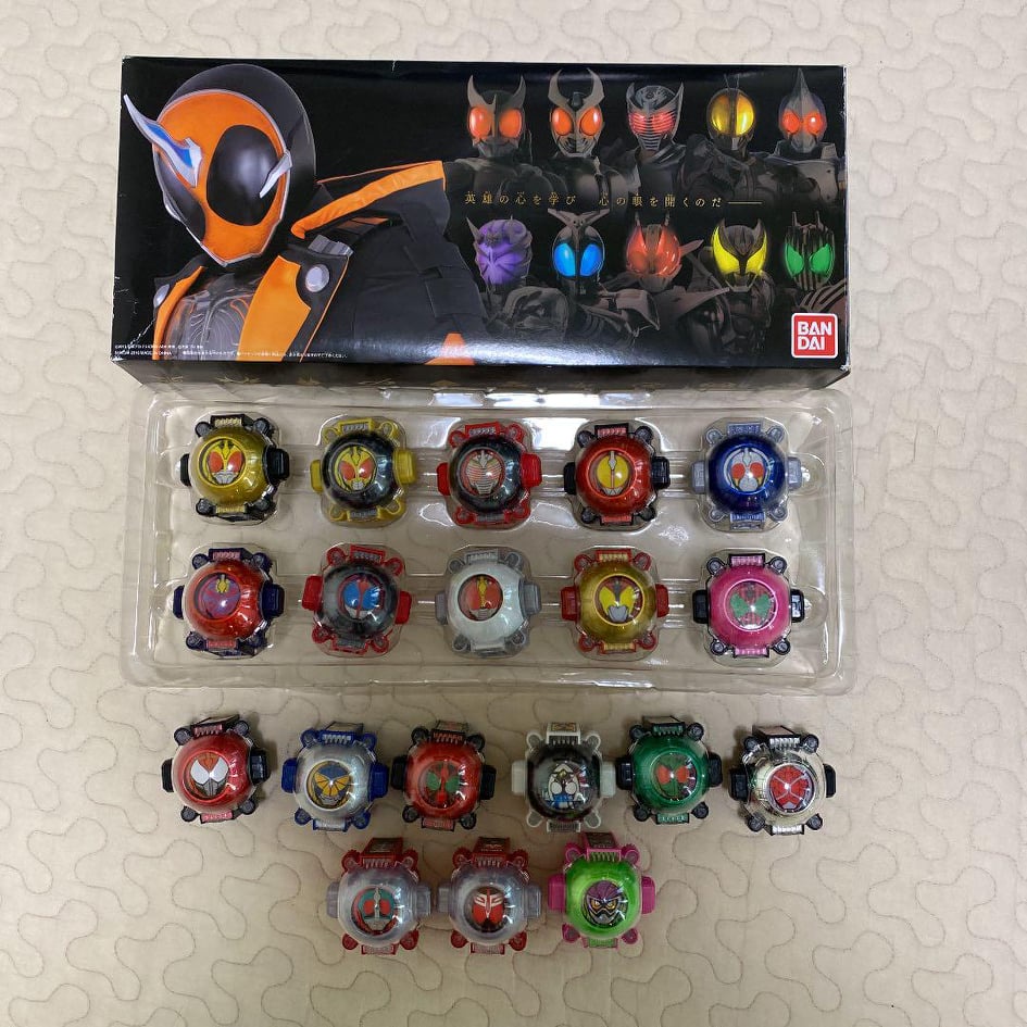Đồ chơi Eyecon Legend Heisei Rider Limited siêu hiếm từ Kuuga...Decade...Exaid
