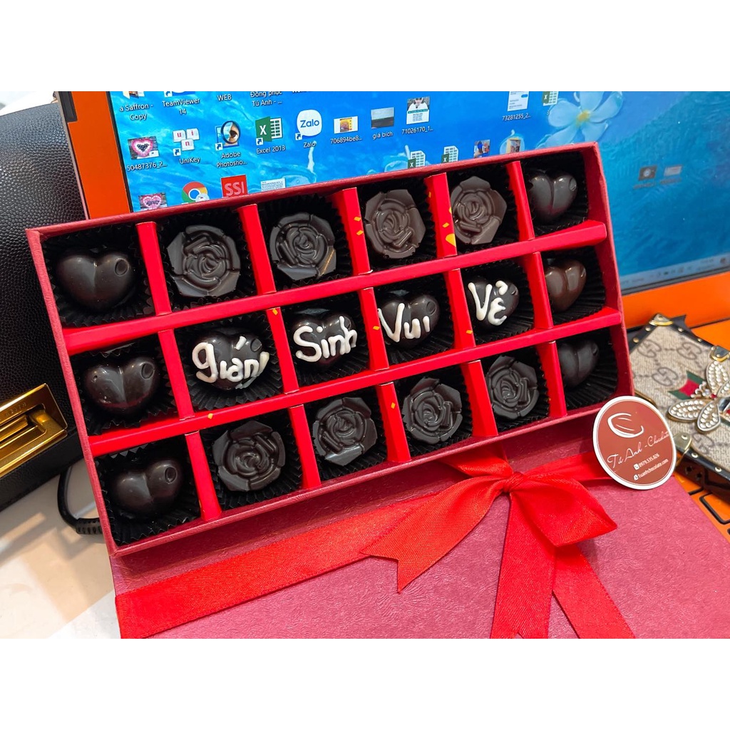 Socola Valentine hộp hình chữ nhật 18 ngăn