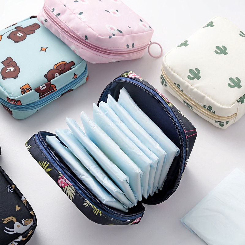 Convenient travel bag for sanitary napkins / makeup cosmetics