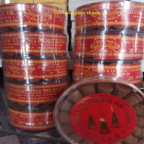 Nụ nhan trầm nhãn đỏ vương kim thành